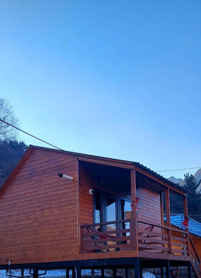 Guesthouse And Cottage Nicolo Степанцмінда Екстер'єр фото