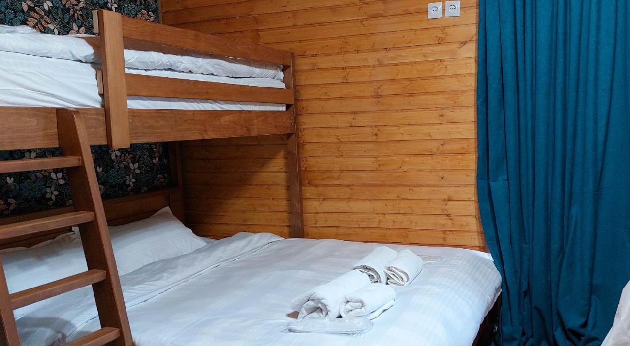 Guesthouse And Cottage Nicolo Степанцмінда Екстер'єр фото
